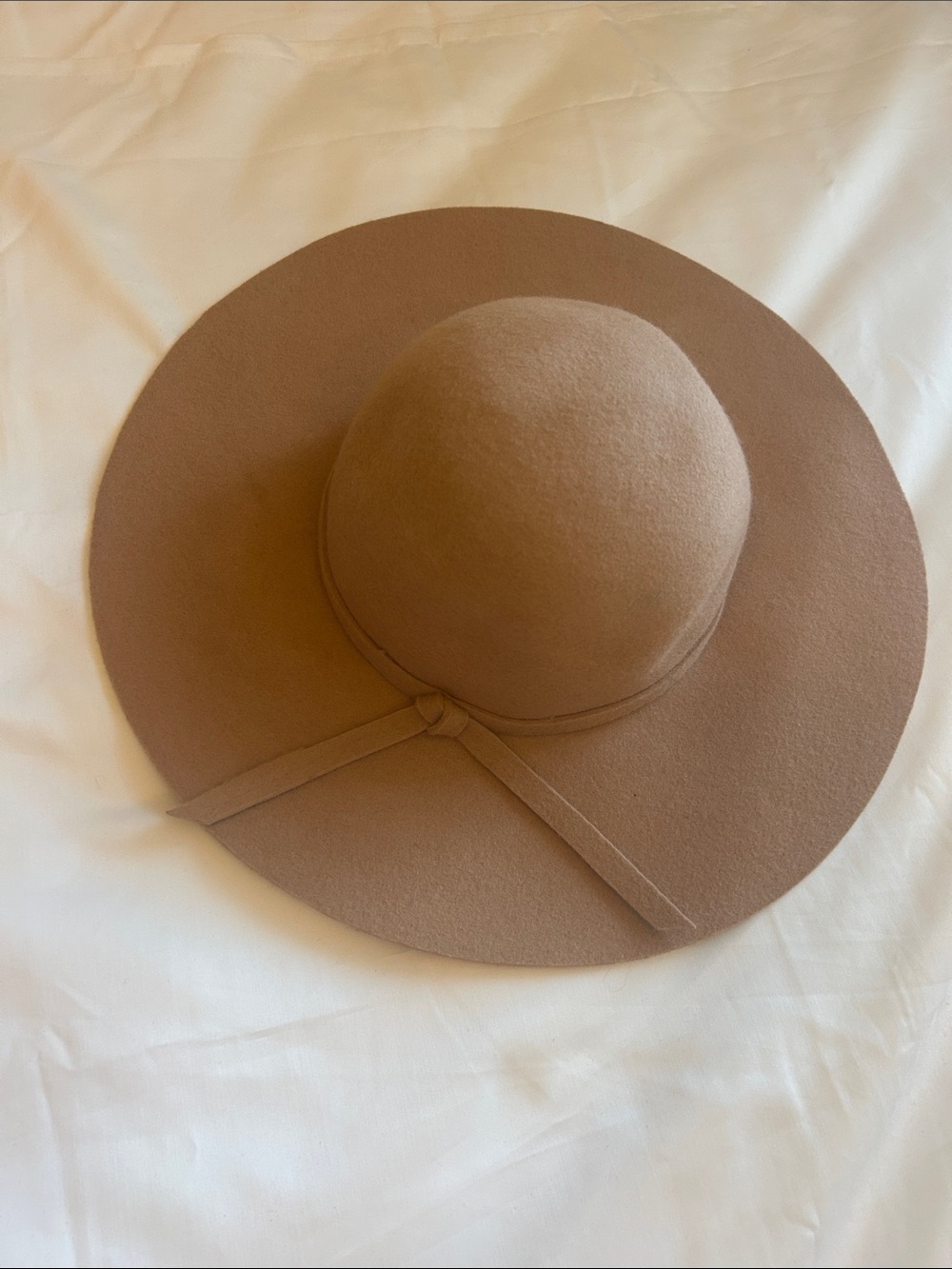 Wide Brim Wool Felt Sun Hat in Camel